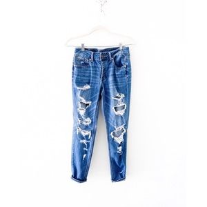 American Eagle tomgirl jeans